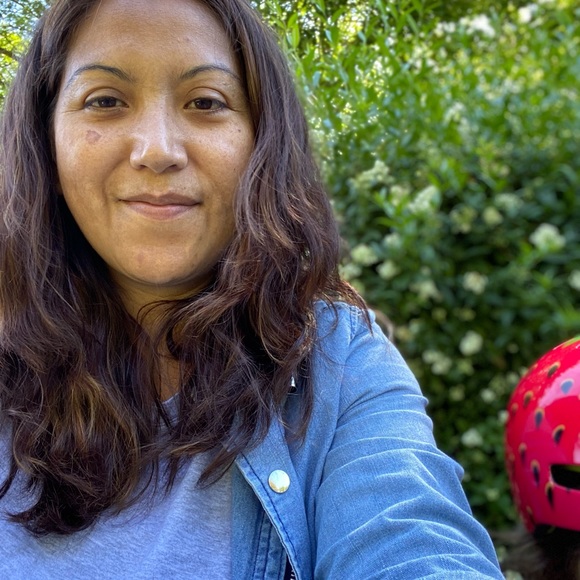 Meet your Posher, Monica - Picture 3 of 3